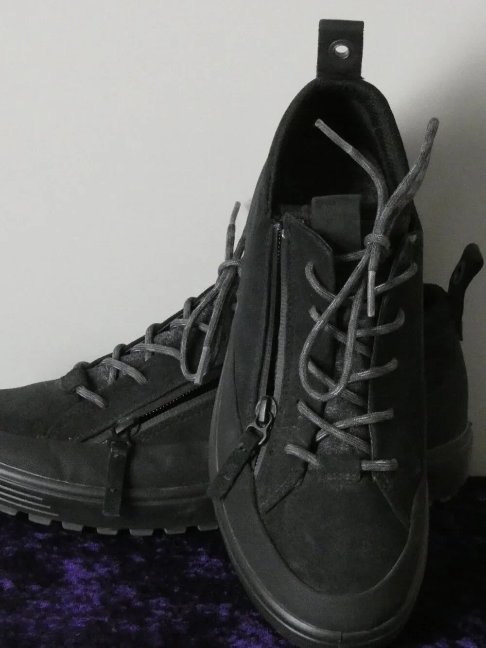 ECCO Black Suede Gore-Tex Soft 7 Tred Zip and Tie Sneakers Size 40 (9M)